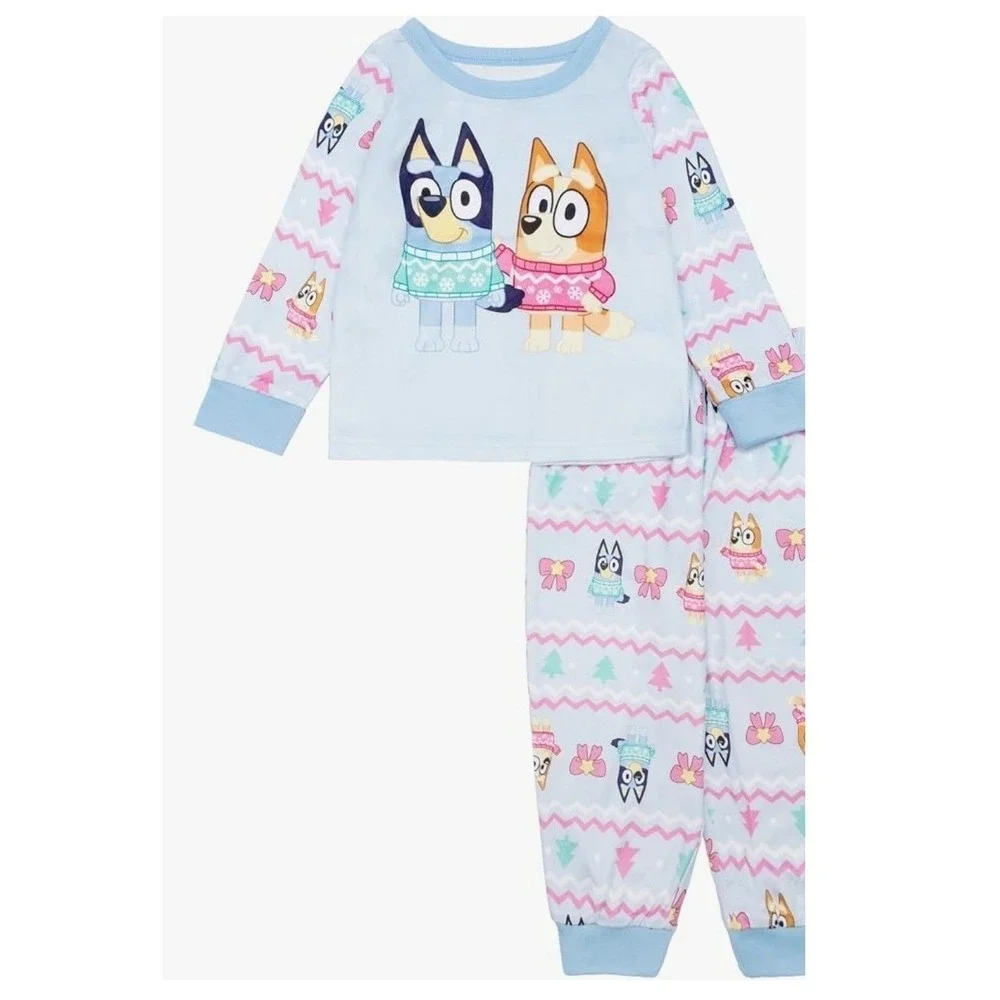 Bluey Toddler 3 Piece Pajama and Sock Set Blue Fleece Holiday 4T NEW